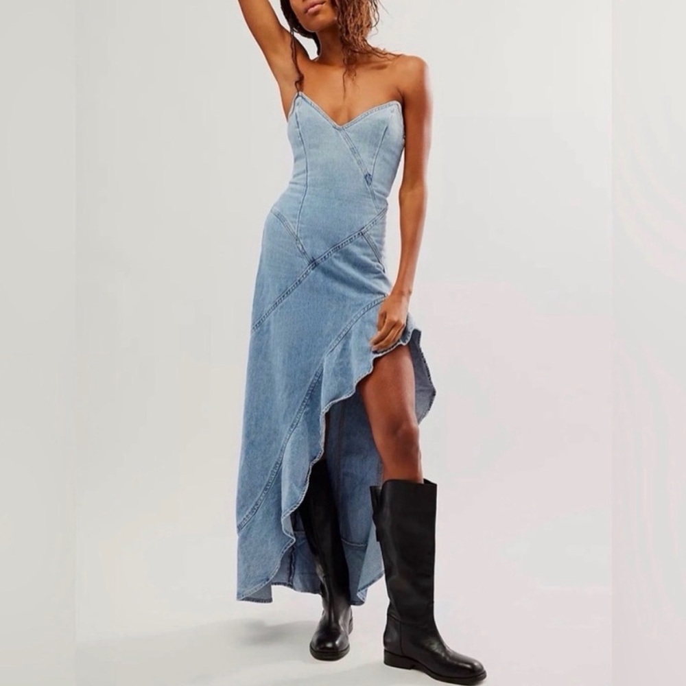 Uprichard
Amanda Uprichard SYMONE
DENIM DRESS